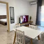 Διαμέρισμα Bejart 7 *