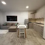 Apartment Bejart 7 *