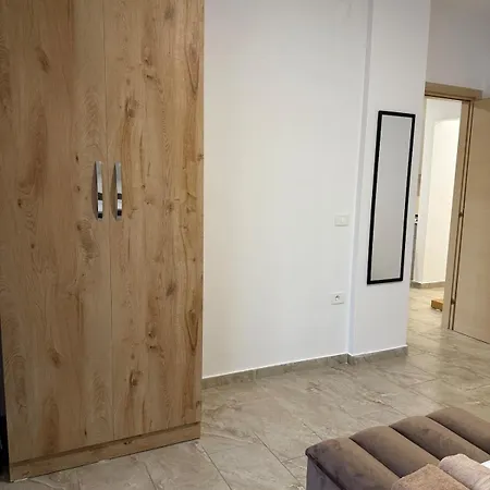Bejart 7 * Тирана