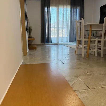 Bejart 7 Apartamento Tirana